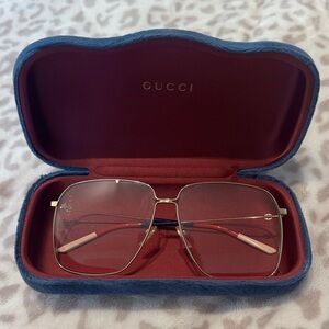 Gucci Women's Glasses with Gold Frame and Red Accents